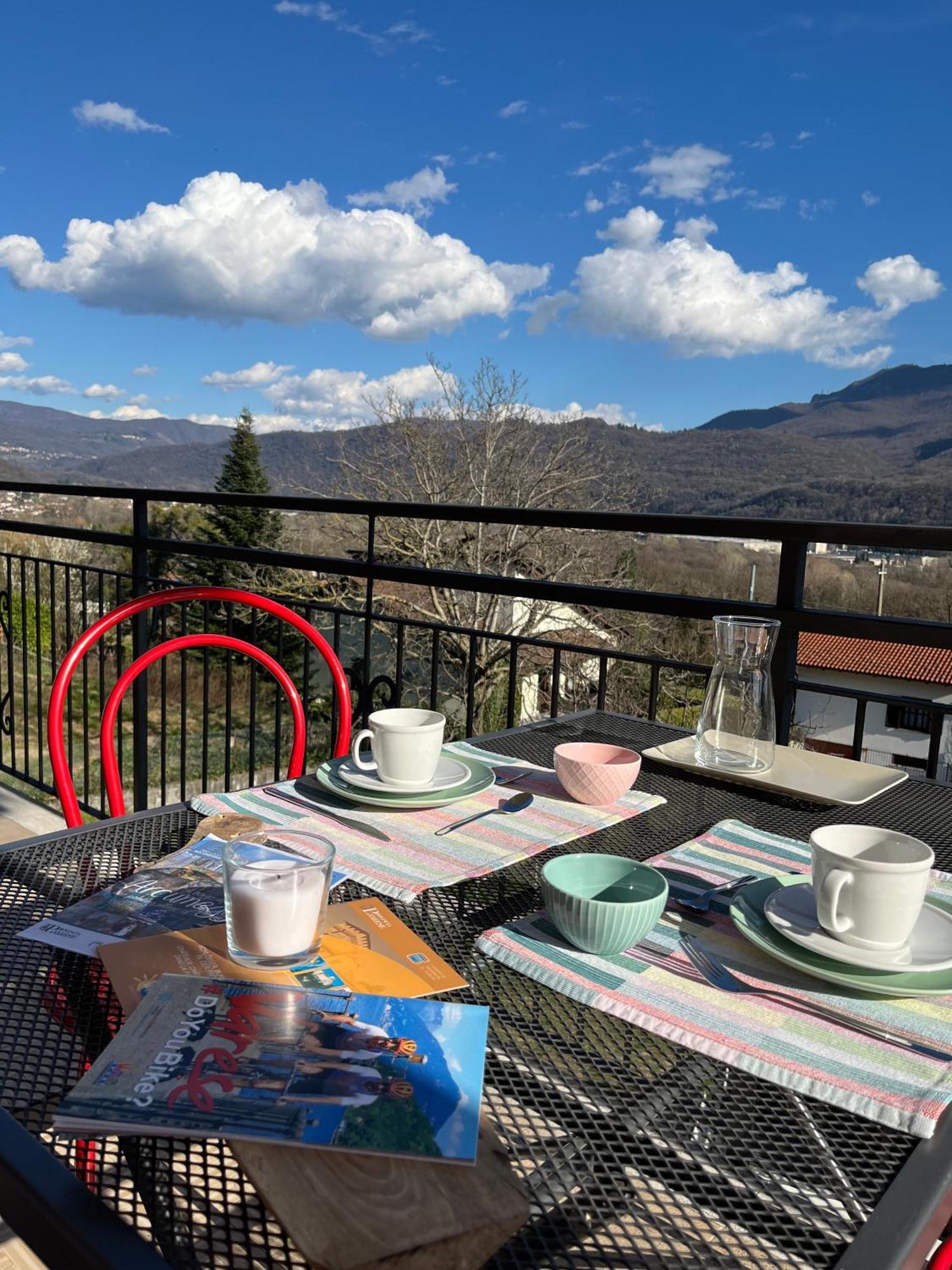 Appartamento Turistico - Via Montenudo Casalzuigno Exteriör bild